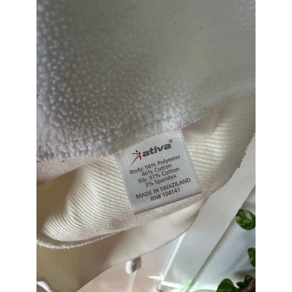 Ativa Women’s size medium white zip up hoodie - Picture 7 of 8